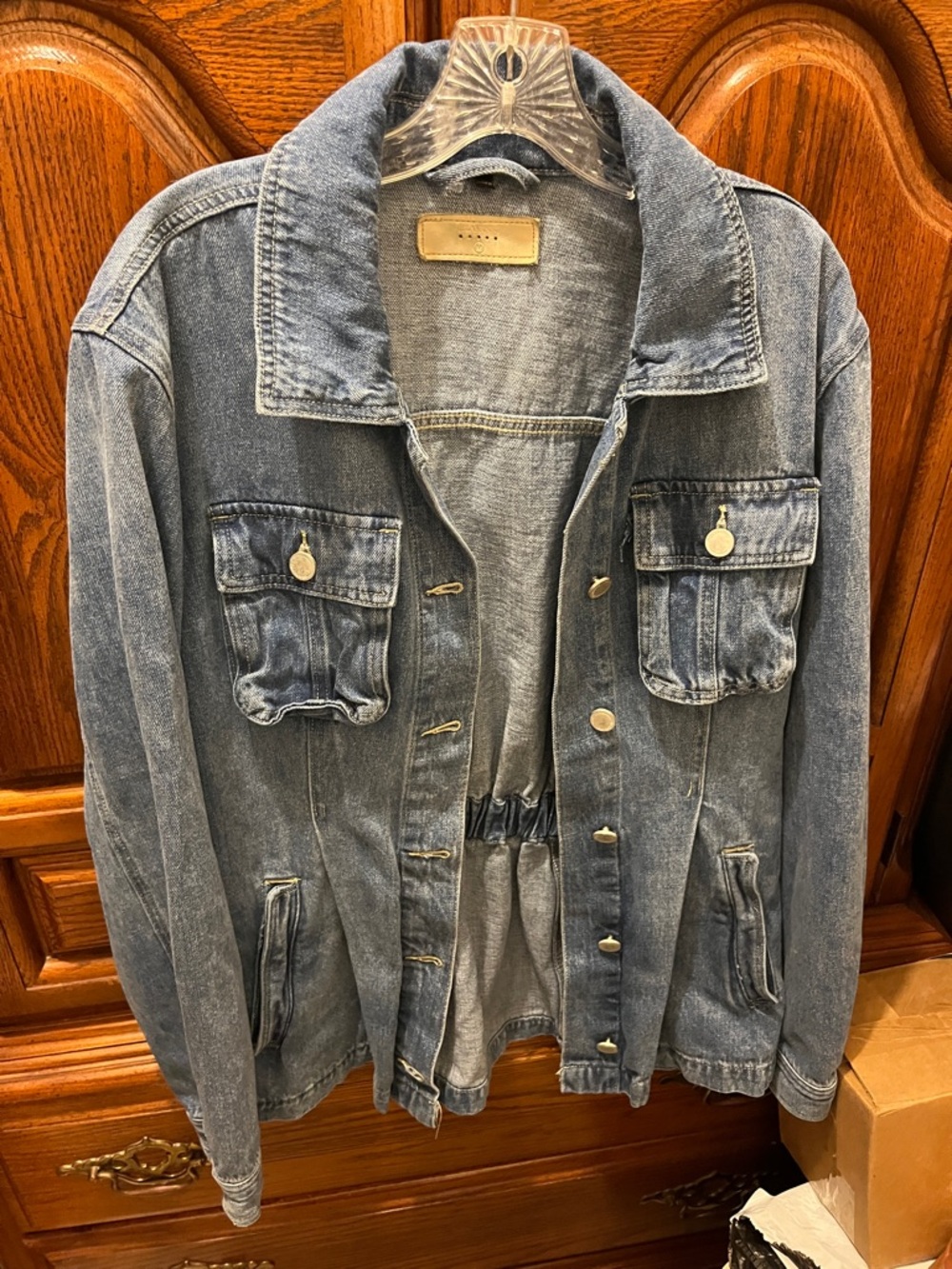 Light Wash Denim fitted Jacket - Blue